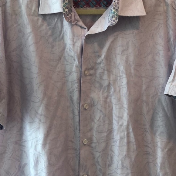Robert Graham Short Sleeve Shirt Size XL - Picture 5 of 16